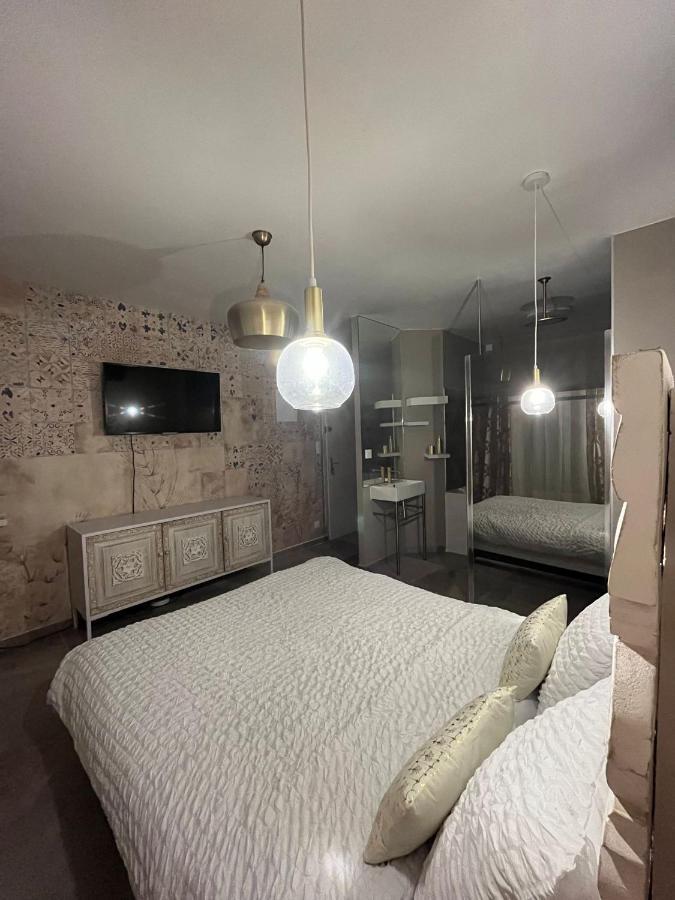 Love Room Mille Et Une Nuits Ναρμπόν Εξωτερικό φωτογραφία