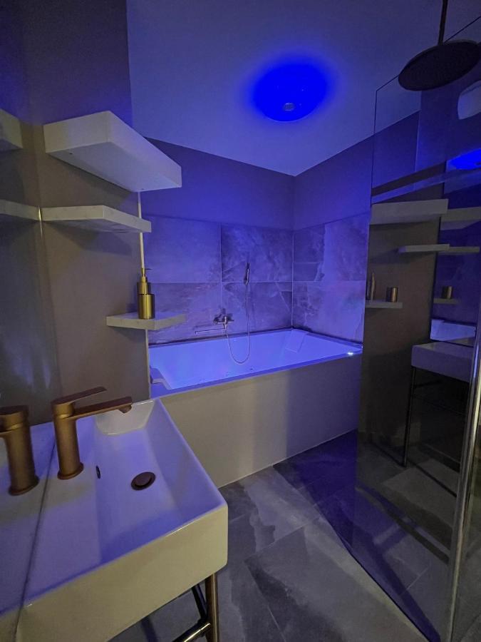 Love Room Mille Et Une Nuits Ναρμπόν Εξωτερικό φωτογραφία